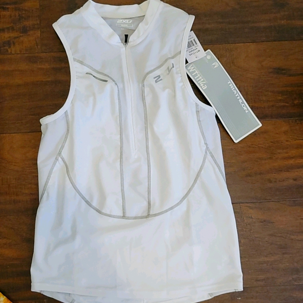 2xu triathlon singlet